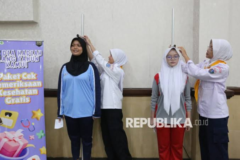 Cek kesehatan gratis. Sumber:Republika