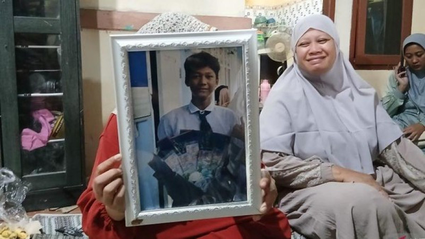 Keluarga Andika Lutfi Falah. Sumber:ANTARA